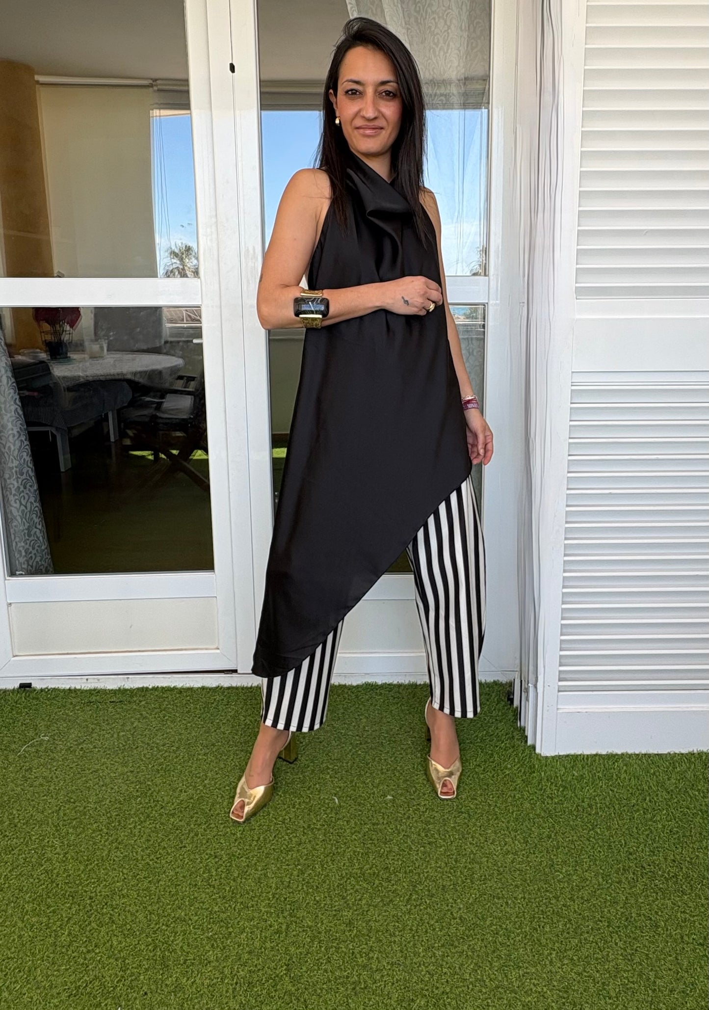 TOP SEDA black