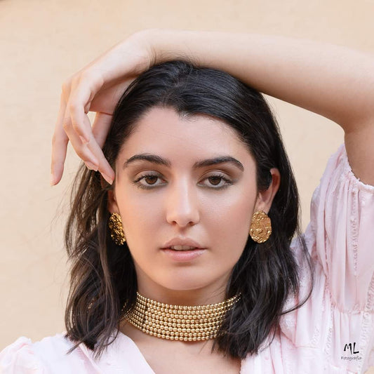 Pendientes relieve dorado