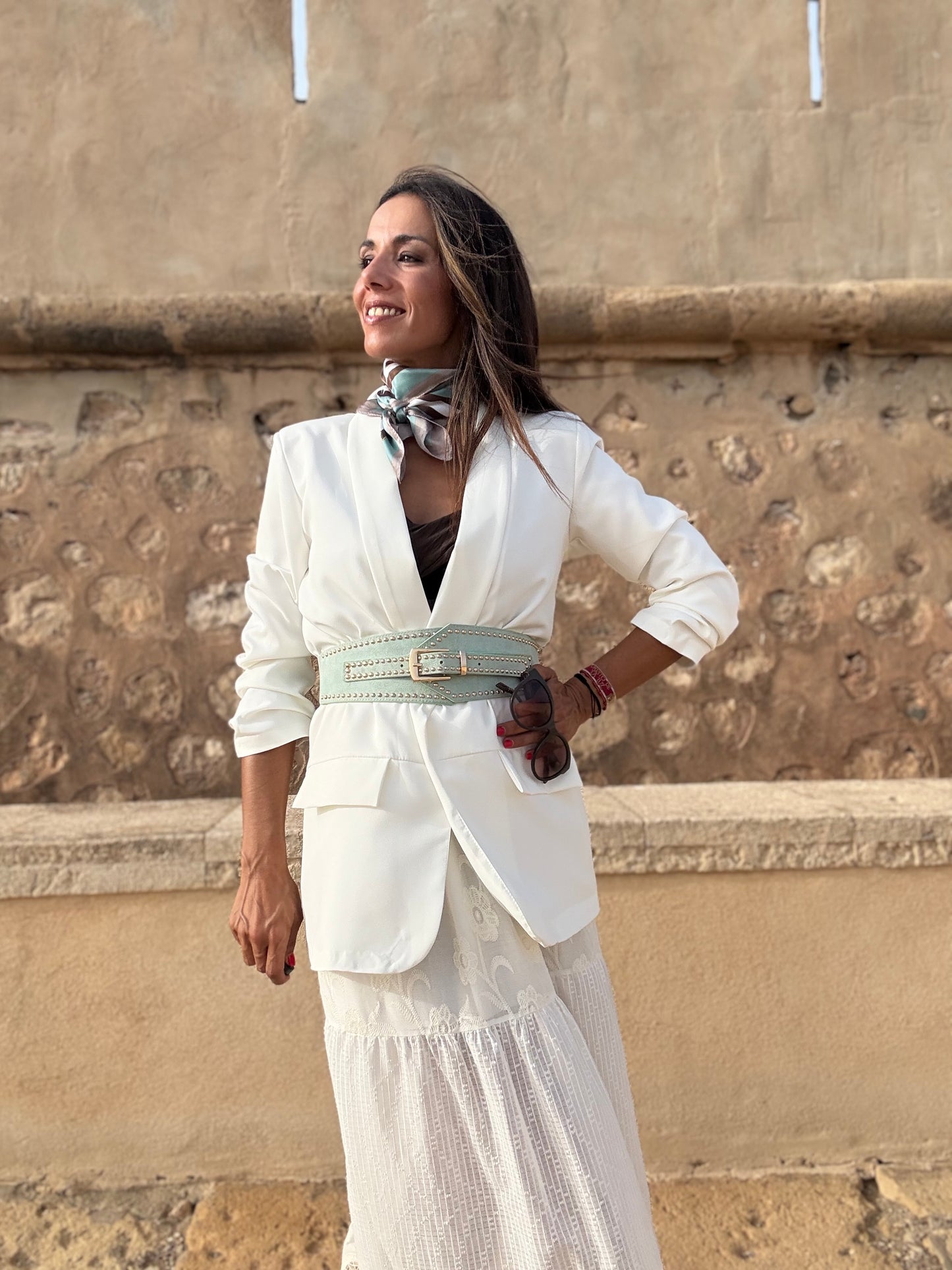 CINTURON TACHAS MINT