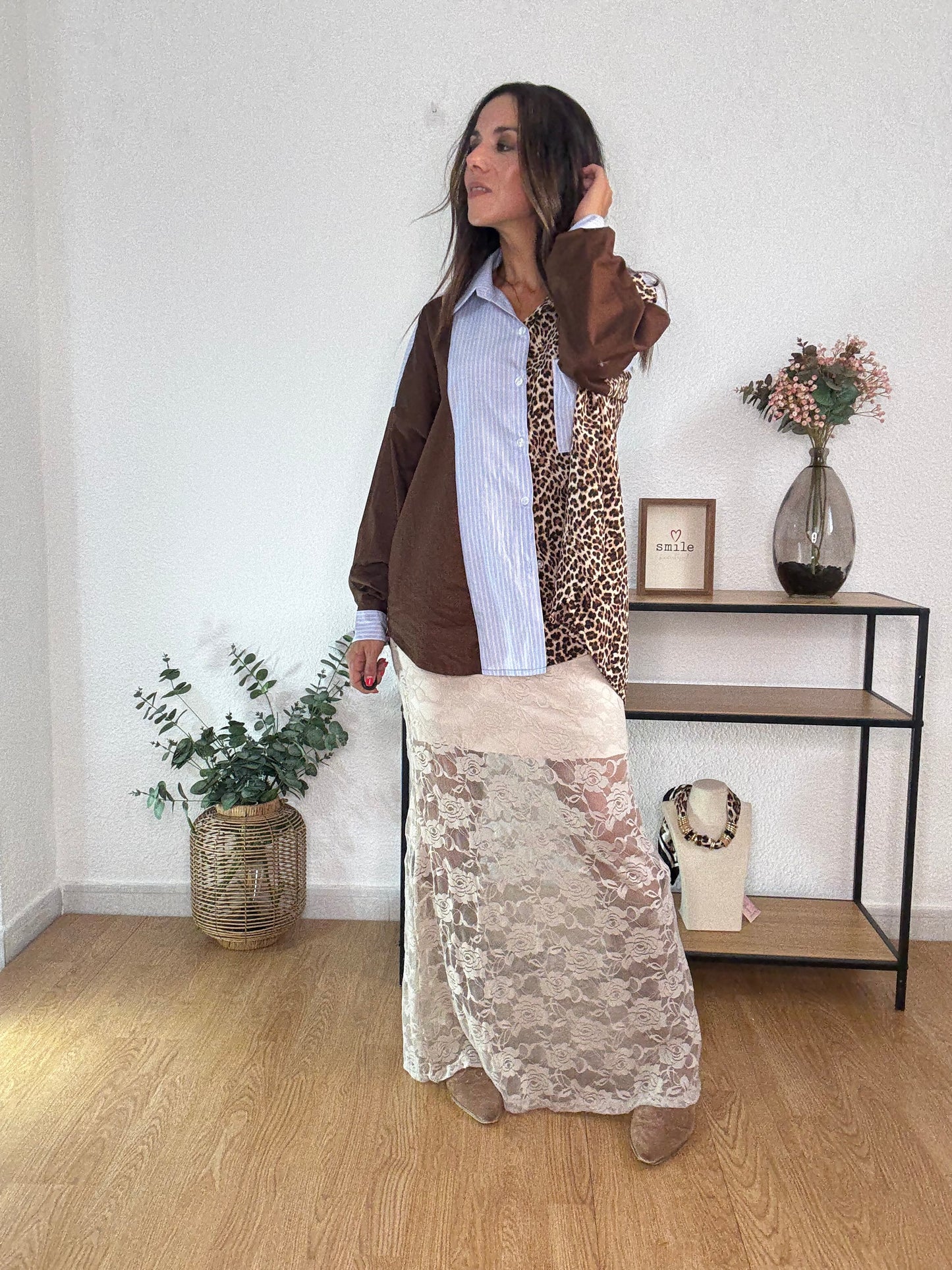 FALDA ENCAJE broderie beige