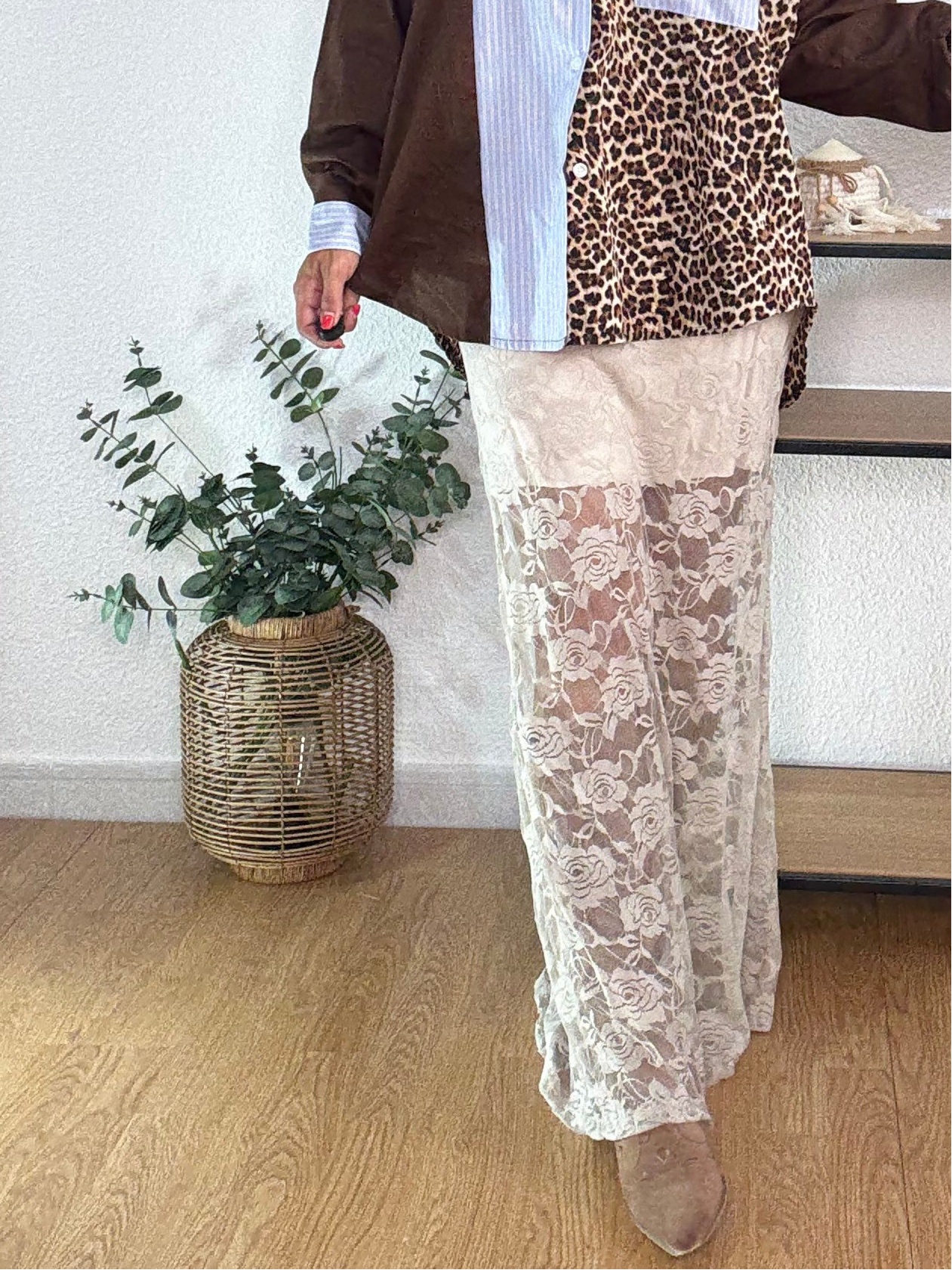 FALDA ENCAJE broderie beige