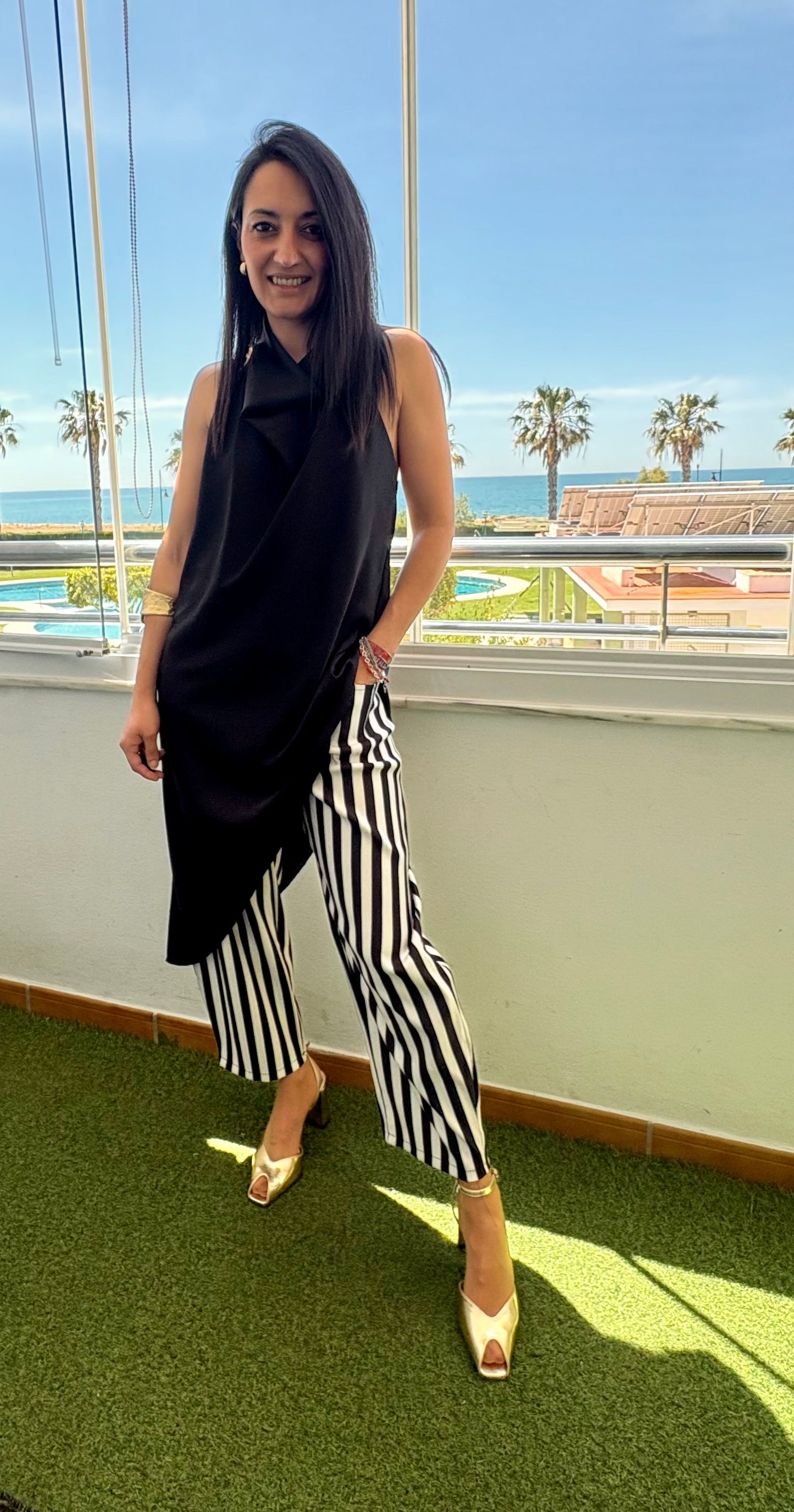 TOP SEDA black