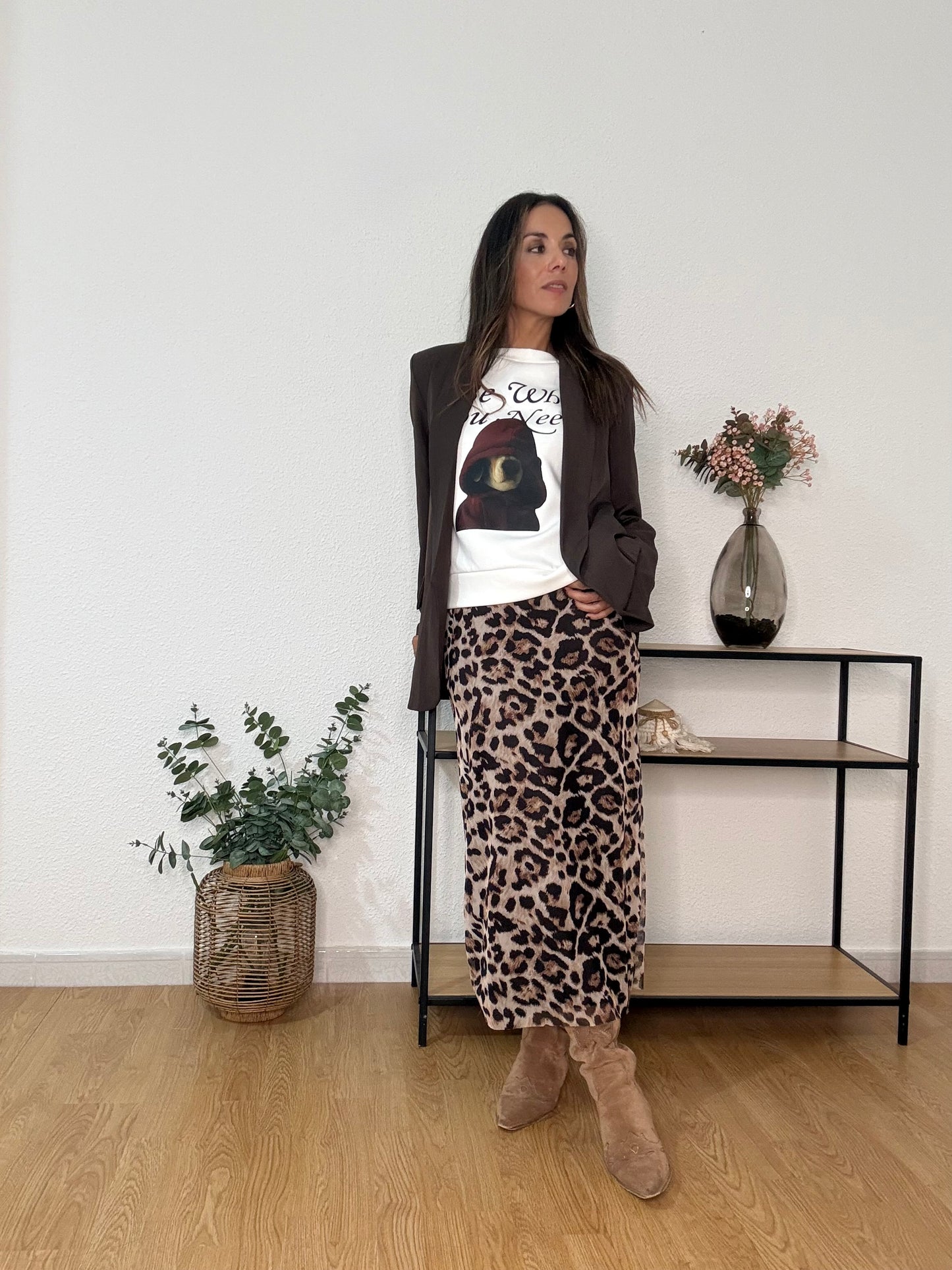 SUDADERA BE WHO YOU NEED