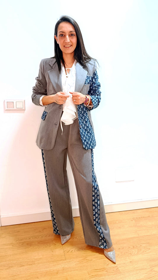 CONJUNTO GRIS