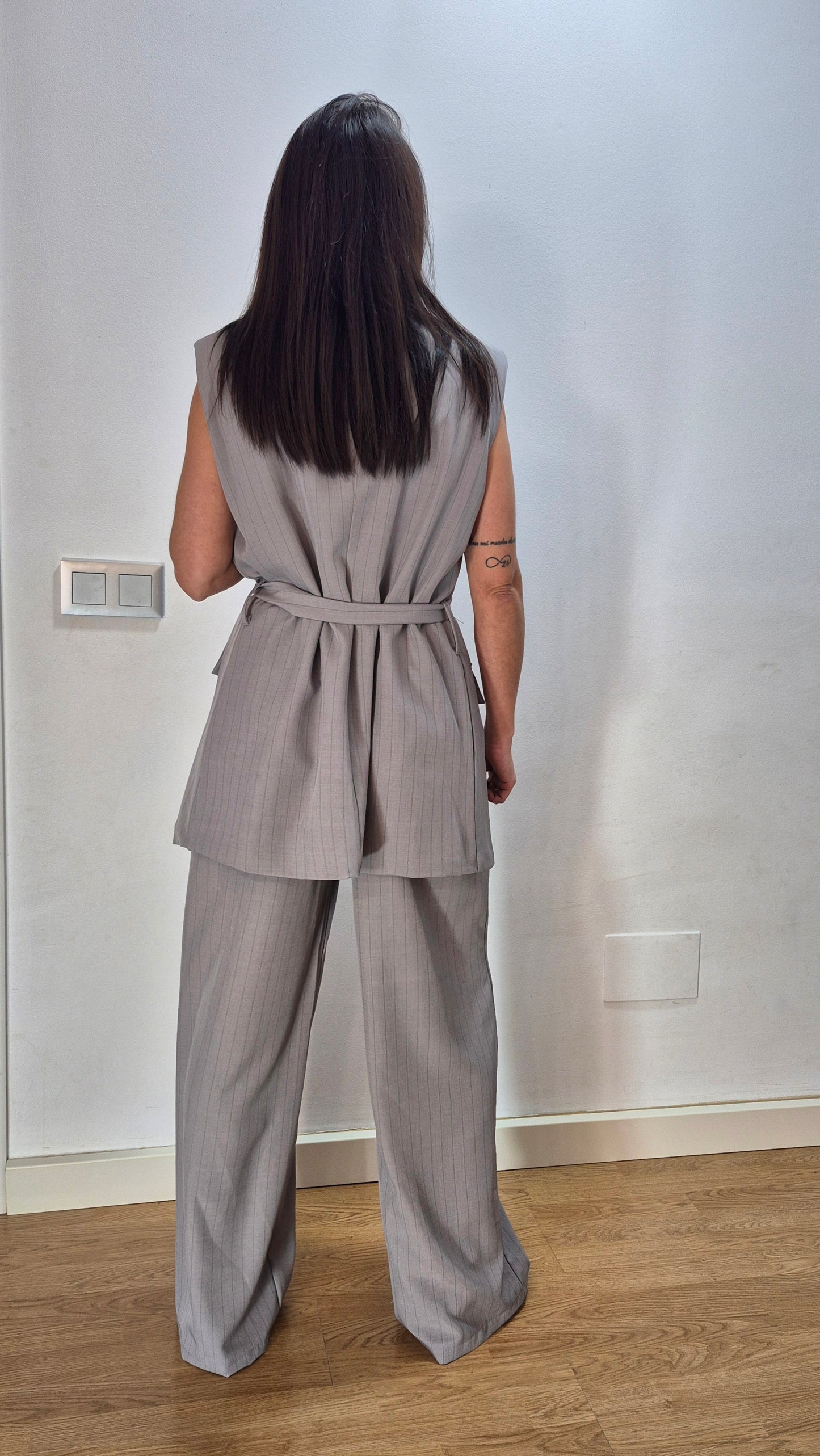 CONJUNTO EJECUTIVO GREY