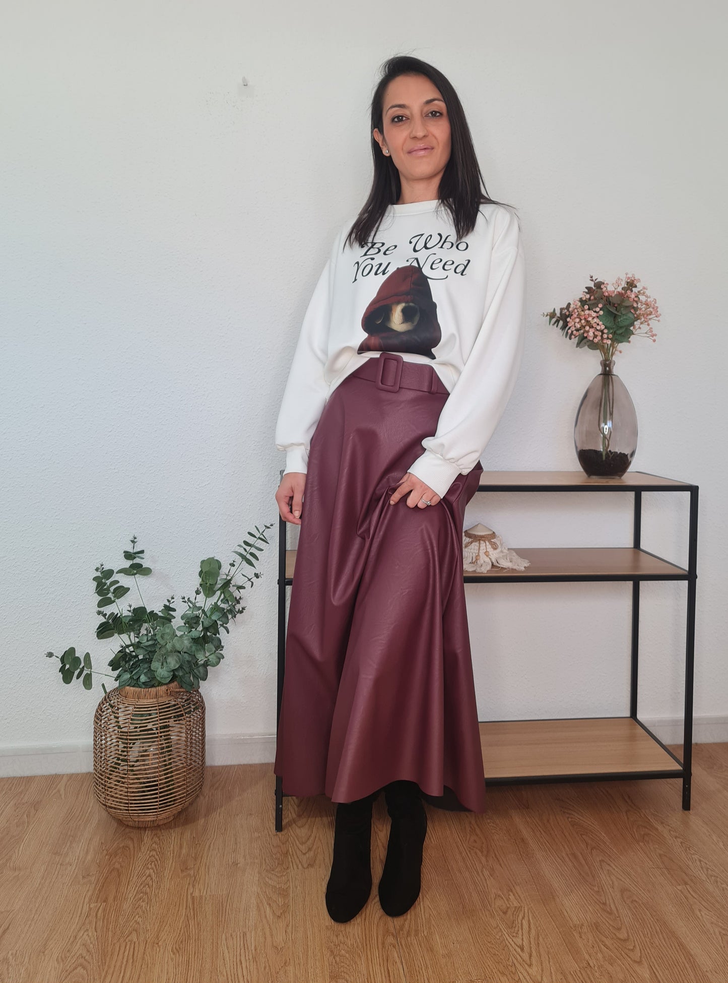 FALDA BURGUNDY ESSENCE